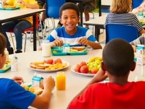 Alimentação especial nas escolas: quando a comida também ensina inclusão